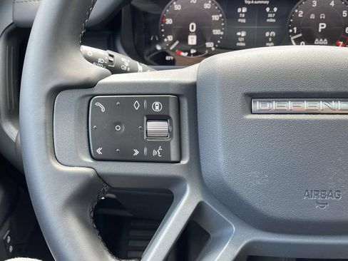 New 2026 Land Rover Defender 90 X-Dynamic SE AWD/4WD image 35