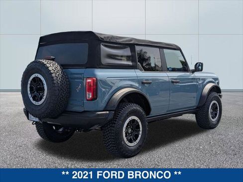 Used 2021 Ford Bronco Black Diamond w/ Sasquatch Package image 5