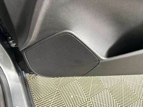 Used 2025 Cadillac XT4 Sport w/ LPO, Onyx Lite Package image 29