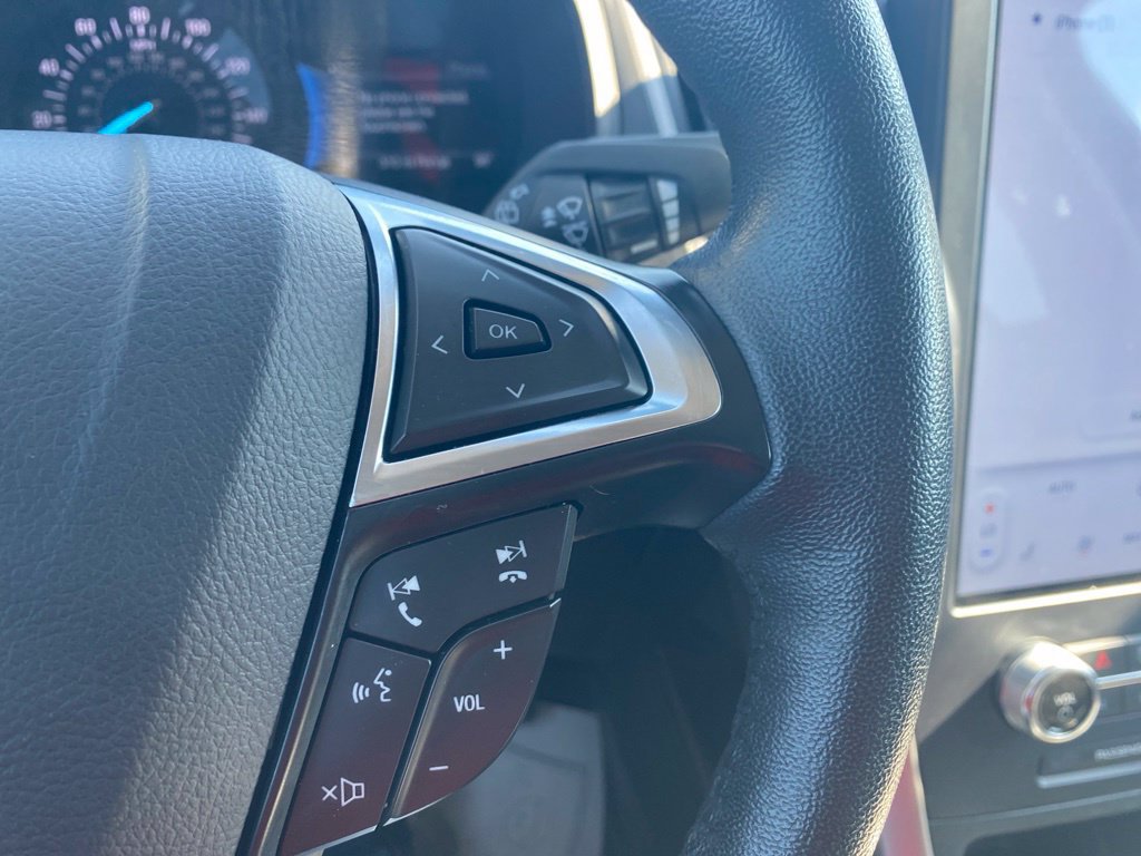Used 2024 Ford Edge SEL AWD/4WD image 19