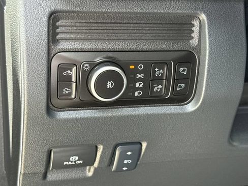 Certified 2025 Ford F250 Lariat w/ FX4 Off-Road Package AWD/4WD image 23