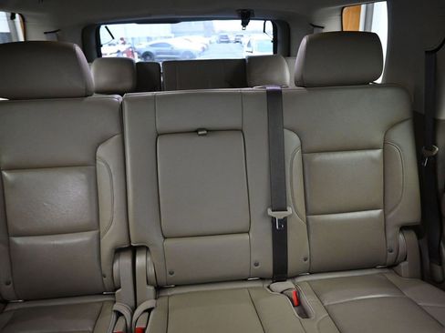 Used 2019 GMC Yukon SLT AWD/4WD image 41