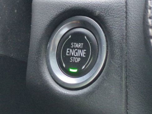 Used 2022 Chevrolet Suburban High Country AWD/4WD image 36