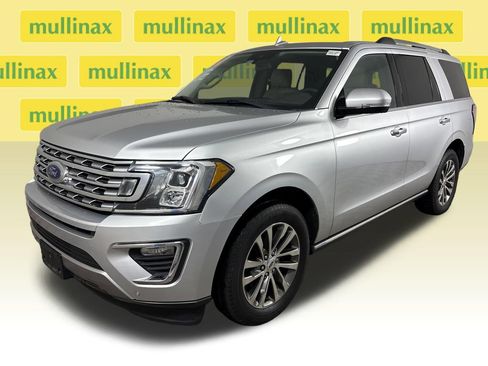 Used 2018 Ford Expedition Limited w/ Equipment Group 301A RWD image 14