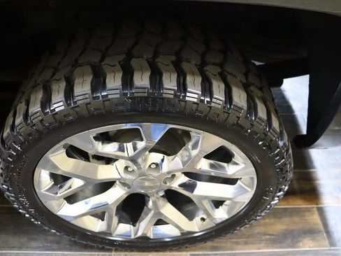 Used 2018 Chevrolet Silverado 1500 LT image 27