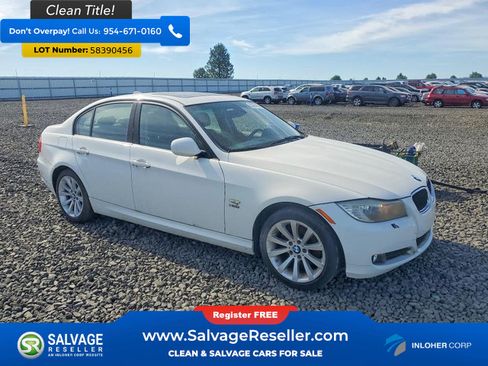 Used 2011 BMW 328i xDrive Sedan AWD/4WD image 5