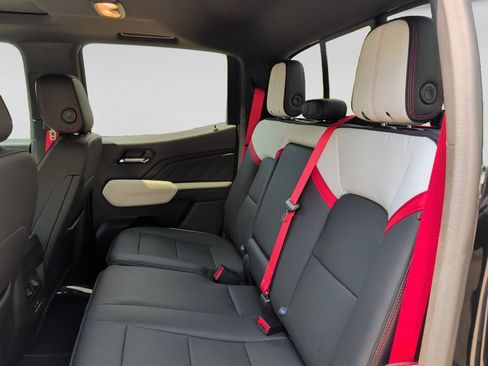 Used 2024 GMC Canyon AT4X AWD/4WD image 31