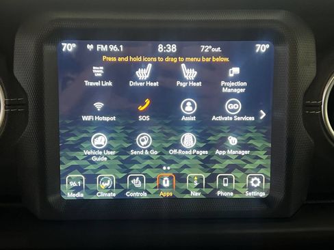 Used 2020 Jeep Gladiator Overland AWD/4WD image 29