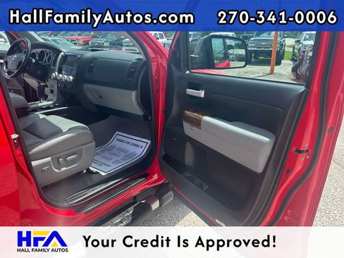 Used 2010 Toyota Tundra Limited image 21