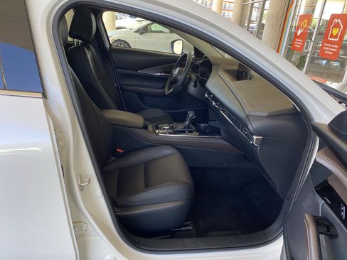 Used 2025 MAZDA CX-30 AWD 2.5 S w/ Premium Package image 34