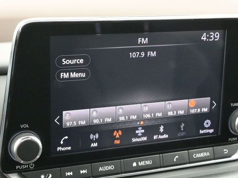 Used 2021 Nissan Rogue SV image 21