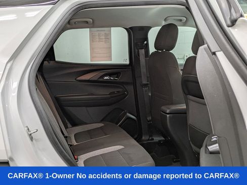 Used 2025 Chevrolet TrailBlazer LT AWD/4WD image 21