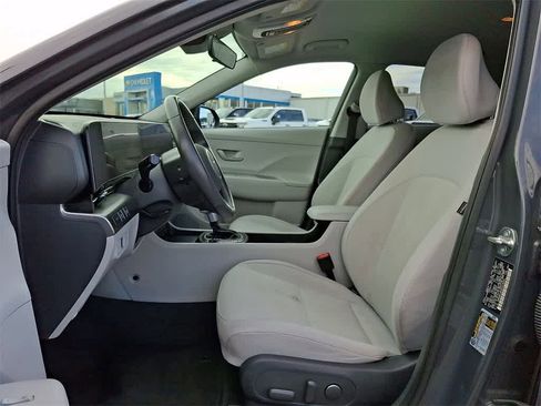 Used 2024 Hyundai Kona SEL image 13