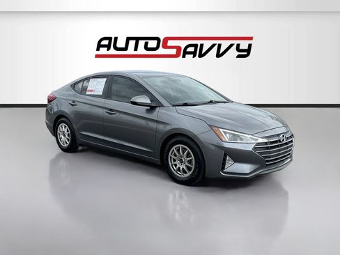 Used 2019 Hyundai Elantra SE FWD image 1