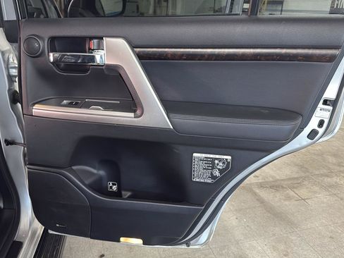 Used 2013 Toyota Land Cruiser AWD/4WD image 54