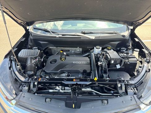 Used 2022 Chevrolet Equinox LT FWD image 17