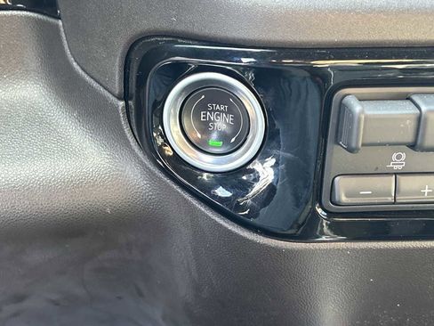 Used 2024 GMC Sierra 1500 SLT w/ SLT Premium Plus Package image 15