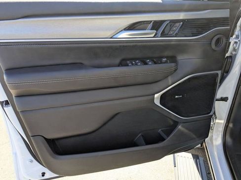 New 2026 Jeep Grand Wagoneer L Limited image 9