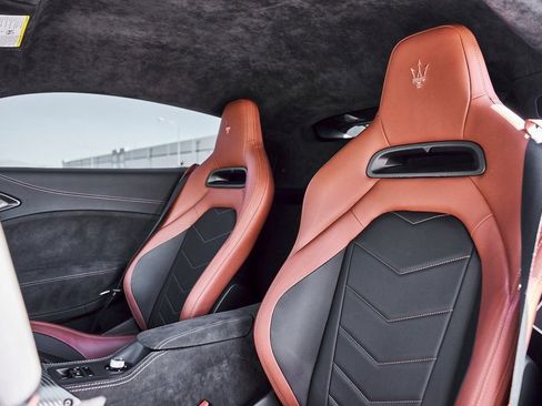 Used 2023 Maserati MC20 Coupe image 45