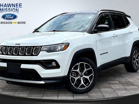Used 2025 Jeep Compass Limited AWD/4WD image 1