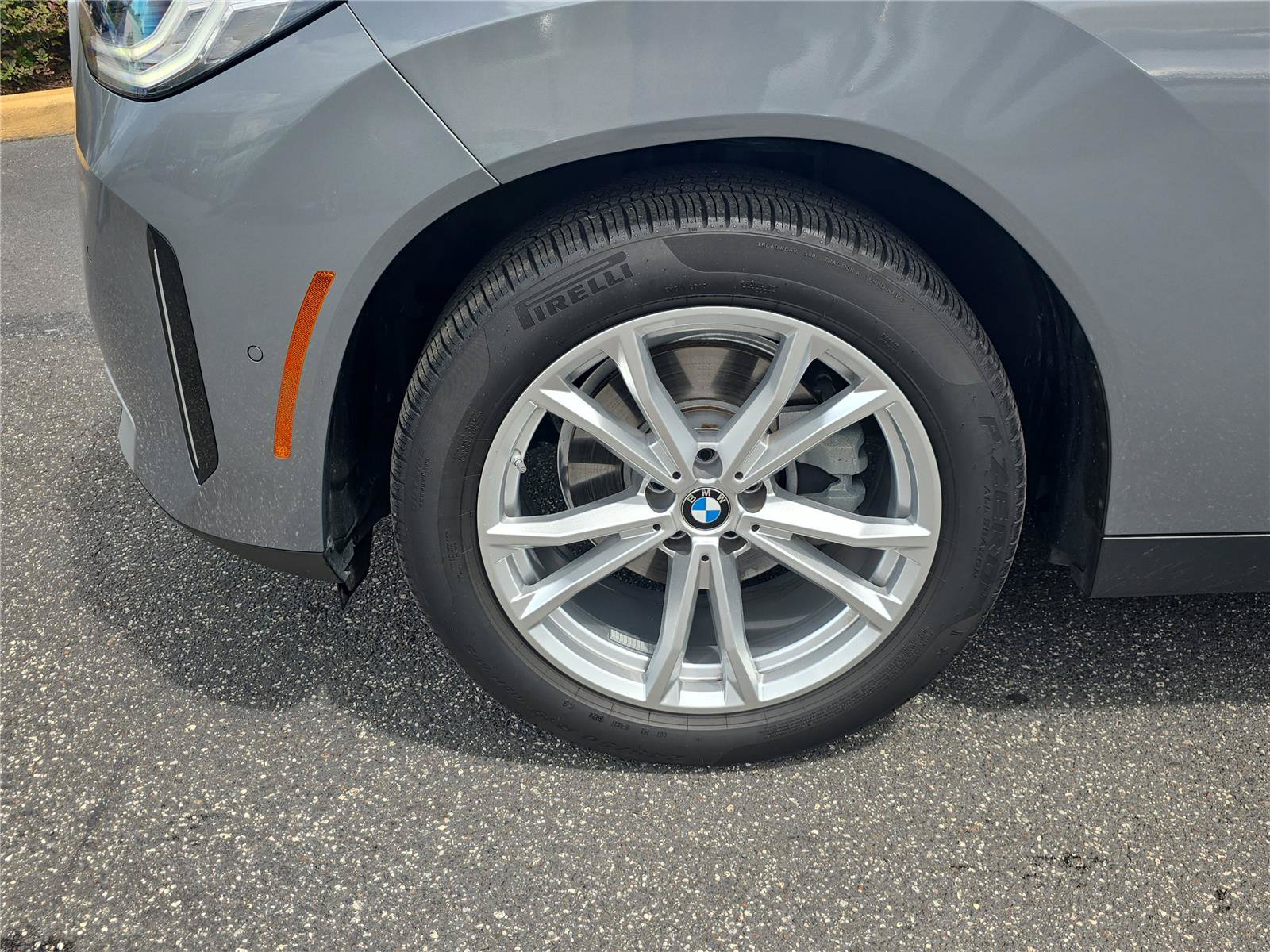 Certified 2025 BMW X3 xDrive30i w/ Convenience Package AWD/4WD image 8
