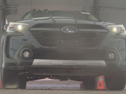 Used 2023 Subaru Outback Limited image 13