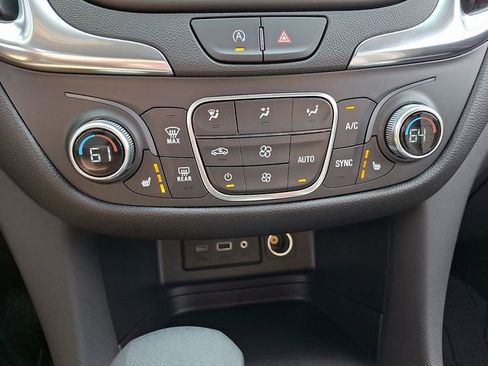 Certified 2024 Chevrolet Equinox LT w/ LPO, Floor Liner Package image 16