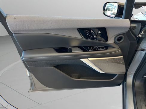 New 2026 Cadillac Optiq Luxury 1 image 22