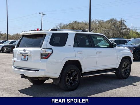 Used 2022 Toyota 4Runner SR5 RWD image 5