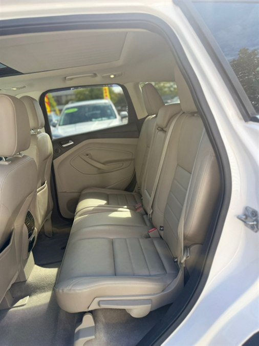 Used 2014 Ford Escape Titanium w/ Equipment Group 401A AWD/4WD image 13