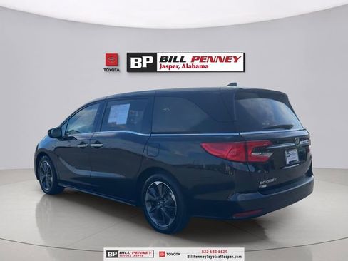 Used 2023 Honda Odyssey Elite image 3