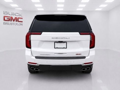 New 2026 GMC Yukon Denali w/ Advanced Technology Package AWD/4WD image 9