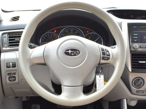 Used 2011 Subaru Forester 2.5X w/ Alloy Wheel Value Pkg AWD/4WD image 13