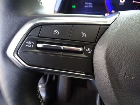 Used 2025 Chevrolet Equinox EV LT FWD image 7