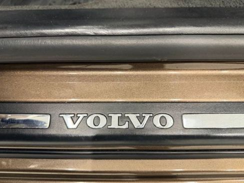 Used 2015 Volvo V60 T5 Cross Country image 22