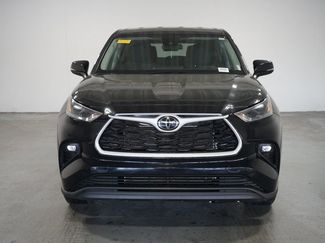 Used 2024 Toyota Highlander LE video 2
