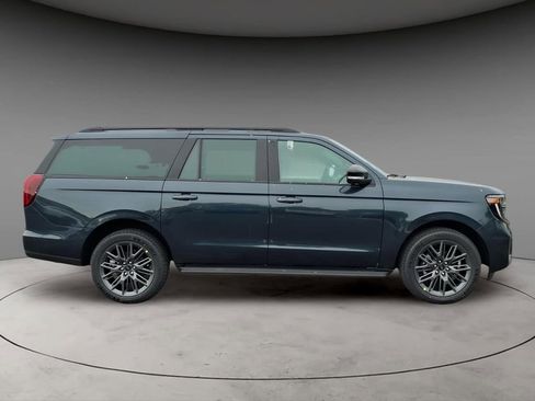 New 2026 Ford Expedition Max Platinum AWD/4WD image 10