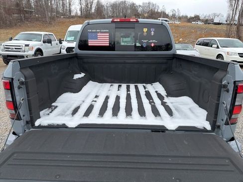 Used 2023 Nissan Frontier PRO-4X w/ Technology Package image 9