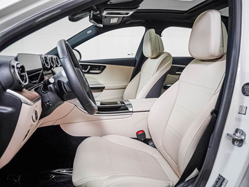 Certified 2026 Mercedes-Benz C 300 4MATIC Sedan image 8
