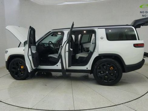 Used 2024 Rivian R1S Adventure AWD/4WD image 75