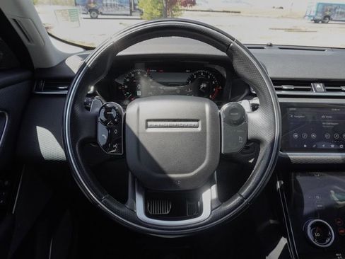 Used 2018 Land Rover Range Rover Velar R-Dynamic SE AWD/4WD image 10
