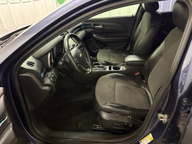 Used 2015 Chevrolet Malibu LT FWD image 21