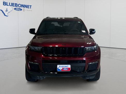 Used 2025 Jeep Grand Cherokee L Limited w/ Luxury Tech Group II AWD/4WD image 2