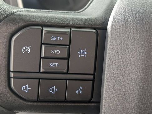 Used 2023 Ford F150 XLT AWD/4WD image 32