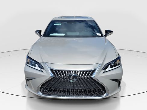 Certified 2023 Lexus ES 350 w/ Premium Package image 2