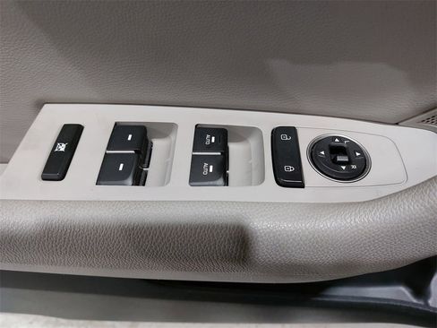 Used 2018 Hyundai Sonata Limited w/ Limited Ultimate Package 03 image 26