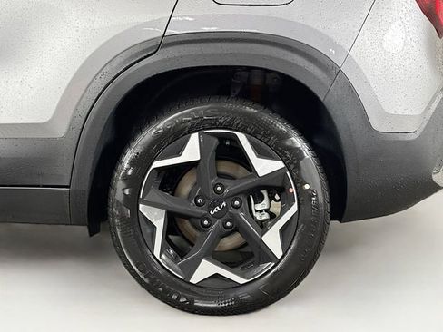 New 2026 Kia Seltos EX AWD/4WD image 10