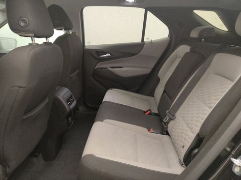 Used 2020 Chevrolet Equinox LS w/ LS Convenience Package FWD image 18
