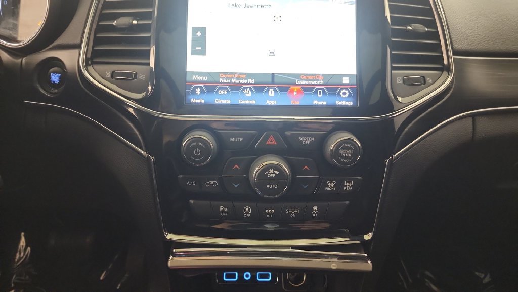Used 2022 Jeep Grand Cherokee Limited RWD image 16