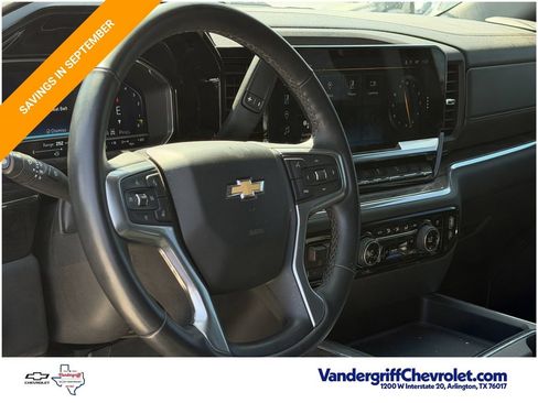 Used 2024 Chevrolet Silverado 2500 LTZ w/ LTZ Convenience Package AWD/4WD image 11